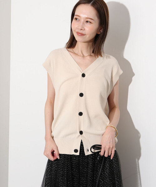 美品＊SLOBE IENA ニットジレ　ベージュ SLOBE IENA（スローブイエナ）の「ニットジレ（ベスト）」 - WEAR