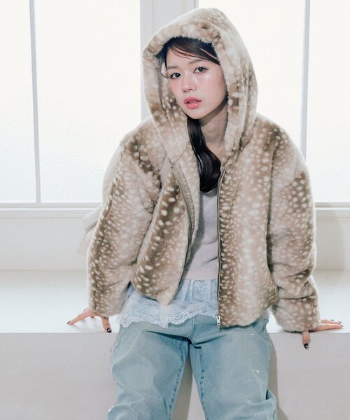 OFF-WHITE 滝グラフィック ブルゾン　アウター Off-White（ブルゾン）のフリマアイテム一覧 OFF-WHITE 滝グラフィック