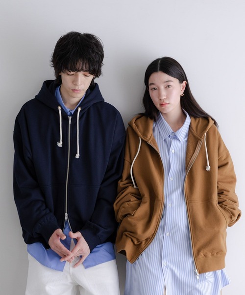 LOWRYS FARM（ローリーズファーム） パーカー 「LFM(U)」スウェット