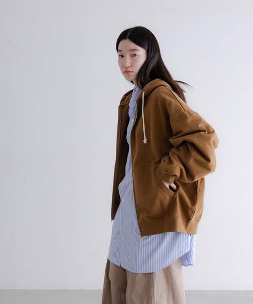 LOWRYS FARM（ローリーズファーム） パーカー 「LFM(U)」スウェット