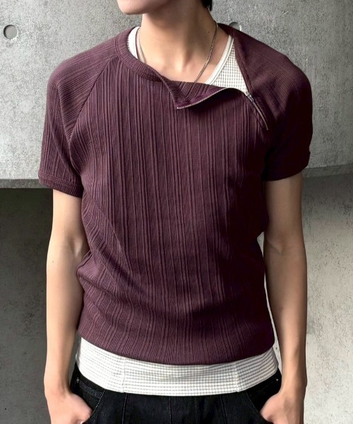 Chikashitsu+（チカシツプラス） tシャツ 「Chikashitsu +」side half