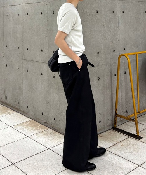Chikashitsu+（チカシツプラス） tシャツ 「Chikashitsu +」side half