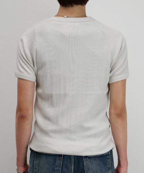 Chikashitsu+（チカシツプラス） tシャツ 「Chikashitsu +」side half