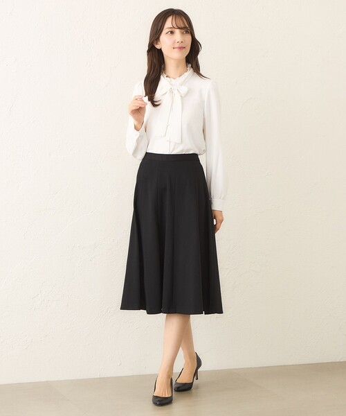 TO BE CHIC ブラックデニムフレアスカート サイズ42 TO BE CHIC（トゥー ビー シック） フレアスカート 42 ブラック