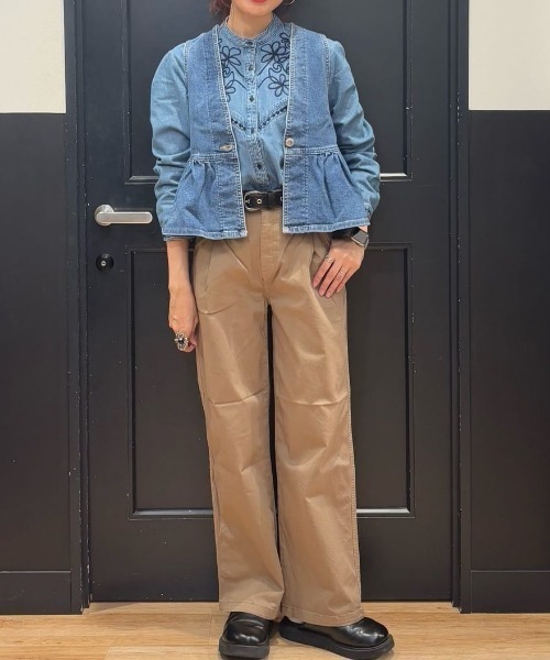 SOMETHING（サムシング） チノパン 「SOMETHING」チノタックトラウザー