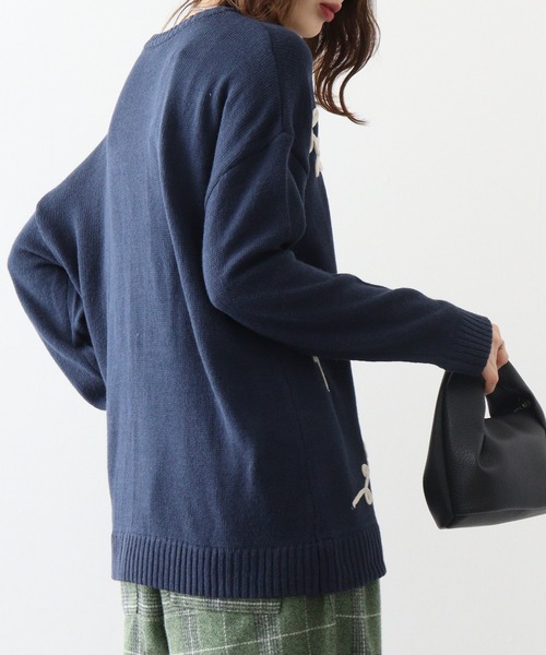 ニット セーター EMAGO 大柄花刺繍ニットプルオーバー レディース Emago ニット セーター EMAGO 大柄花刺繍ニットプルオーバー