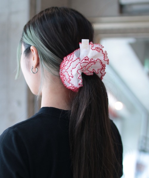 新品 grapevine by k3　Good Squish　ビッグシュシュ GOOD SQUISH（グッド スクイッシュ） シュシュ CURIOUS WHITE LOTUS