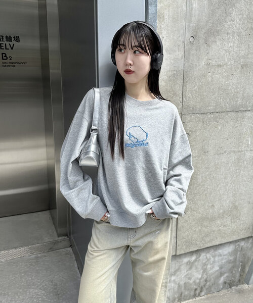 ETRÉ TOKYO グレー オフショルスウェット ETRÉ TOKYO グレー オフショルスウェット