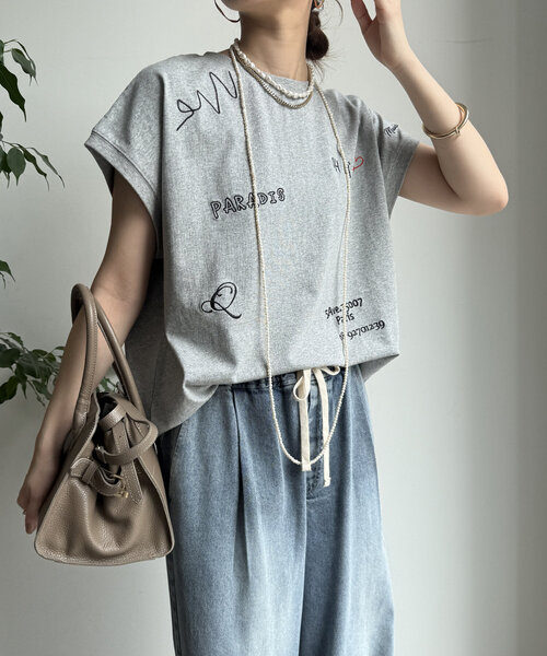 Dou Dou【WEB限定】LOGRARロゴTEE オーバーサイズ セール】【WEB限定】LOGRARロゴTEE（Tシャツ/カットソー