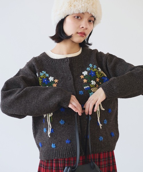 美品❣️AYNI アイニ クロシェ編みニットセーター ウール混maid inペルー セール】【AYNI/アイニ】シアークロップドニット（ニット/セーター