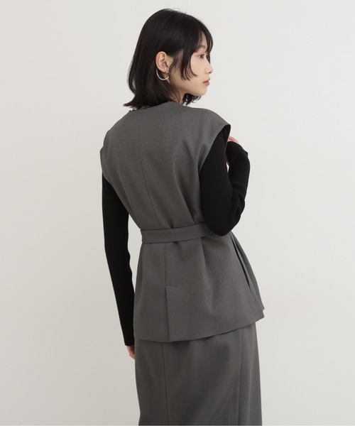 「NATURAL BEAUTY BASIC」 ベスト SMALL グレー レディース