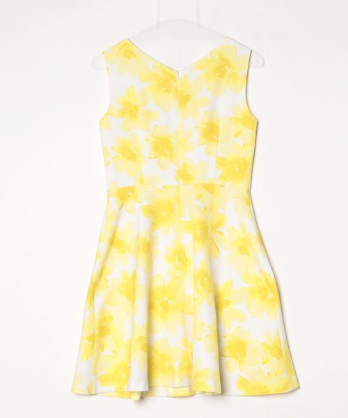 「UNIVERVAL MUSE」 ノースリーブワンピース 2 イエロー レディース_画像2