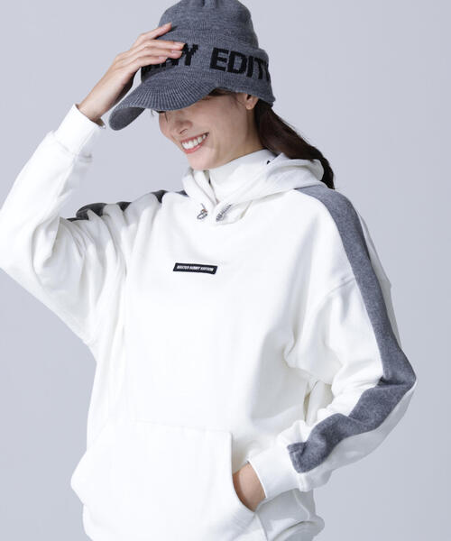 MASTER BUNNY EDITION（マスターバニーエディション） トレーナー