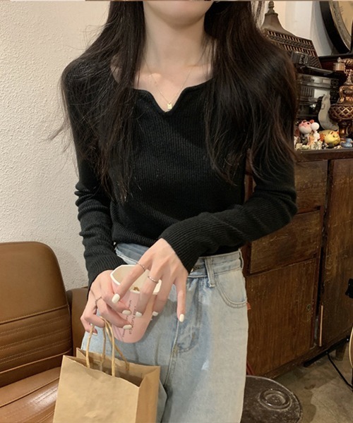 アヤン　スクエアネックカットソー　黒 アヤン スクエアネックカットソー 黒 スクエアネック長袖トップス