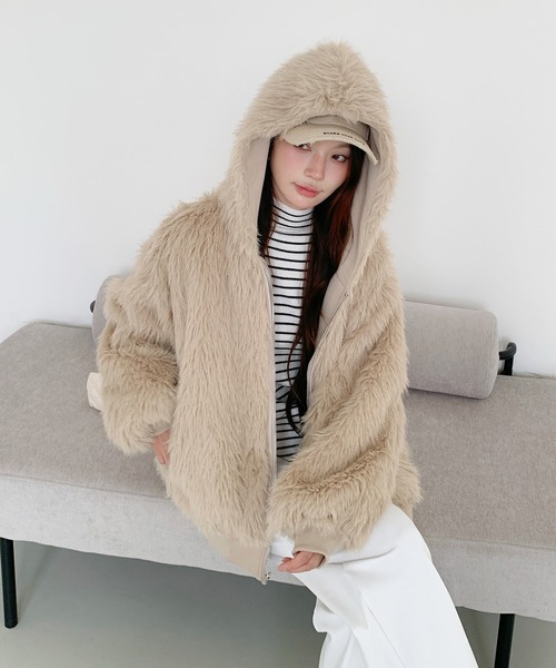 コート アウター 「2WAY」リバーシブルフェイクファーパーカー