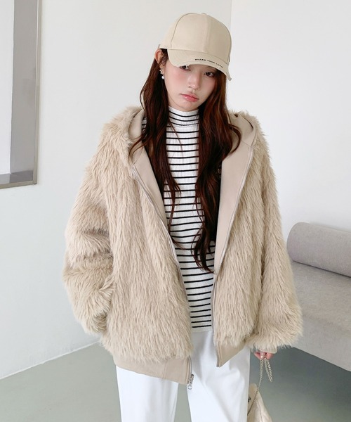 コート アウター 「2WAY」リバーシブルフェイクファーパーカー