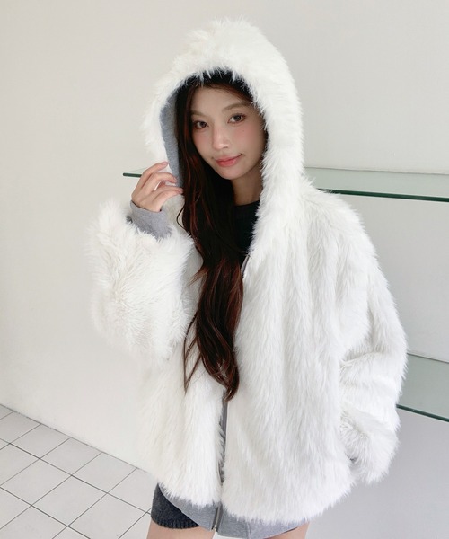 コート アウター 「2WAY」リバーシブルフェイクファーパーカー