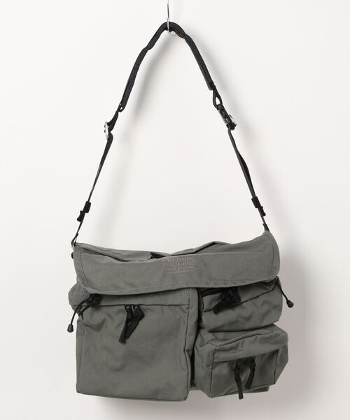 FREDRIK PACKERS（フレドリックパッカーズ） ショルダーバッグ ONESIZE
