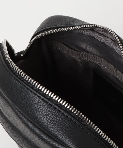 Calvin Klein（カルバン・クライン） ショルダーバッグ FREE ブラック