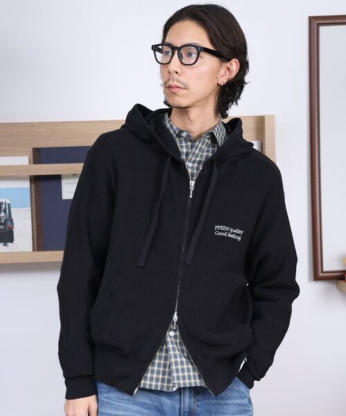 ffein パーカー 「FFEIN（フェイン）」ワンポイント刺繍フード短丈
