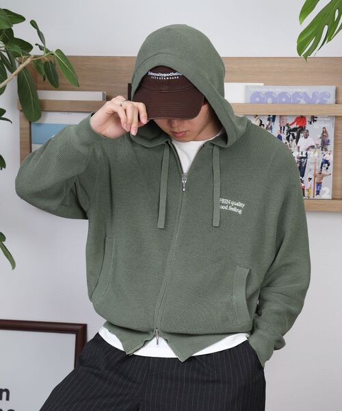 ffein パーカー 「FFEIN（フェイン）」ワンポイント刺繍フード短丈