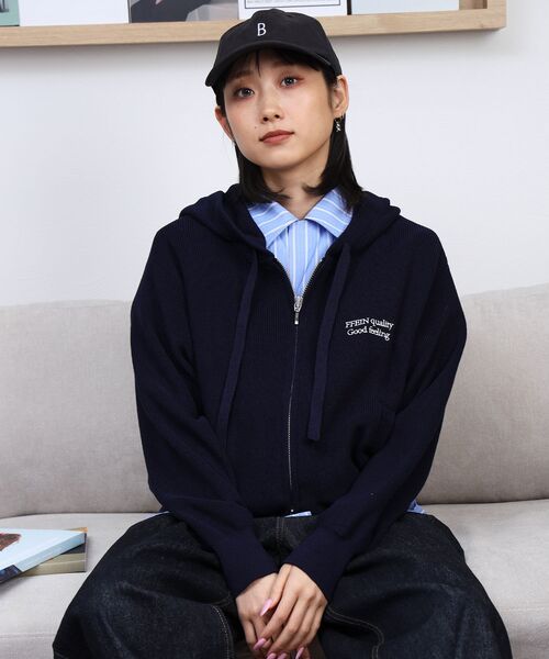 ffein パーカー 「FFEIN（フェイン）」ワンポイント刺繍フード短丈