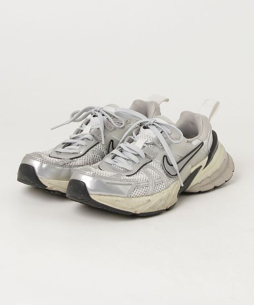 NIKE（ナイキ） ローカットスニーカー 22.5cm グレー レディース