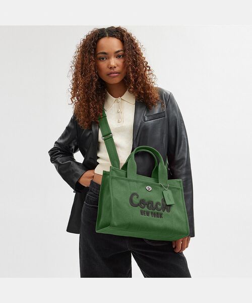 「COACH」 2WAYバッグ ONE グリーン系その他 レディースの画像