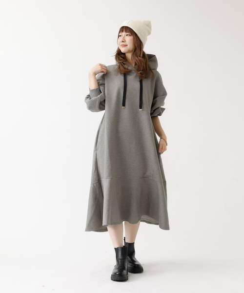 「DESIGNWORKS」 長袖ワンピース フリー グレー レディース_画像2