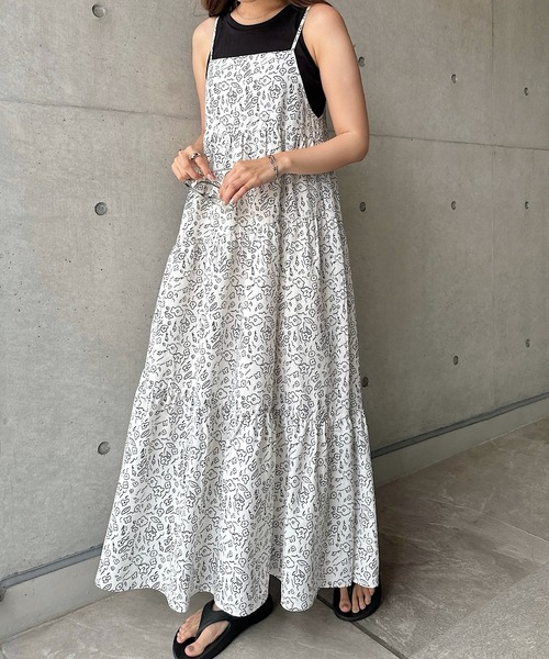 ANME ワンピース フラワープリントティアードキャミワンピース