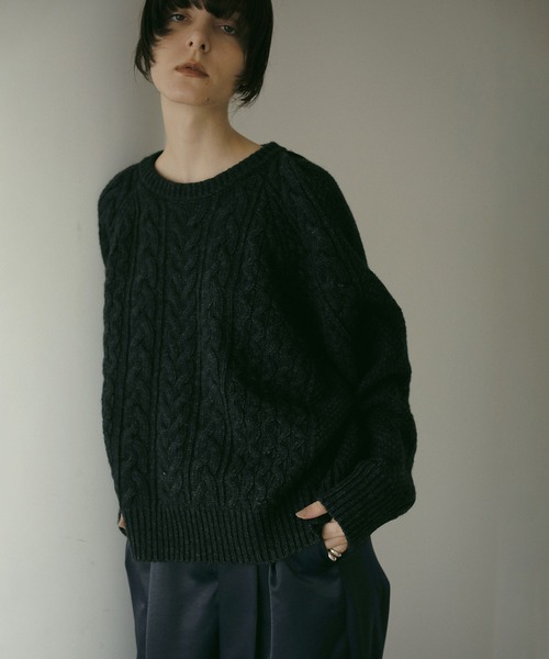 MANOF（マノフ） ニット セーター SHOULDER TUCK CABLE KNIT