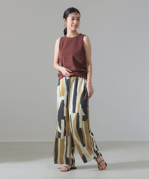 BEAMS　FLOWERプリントパンツ　36 Demi-Luxe BEAMS（デミルクス ビームス）の「Demi-Luxe BEAMS