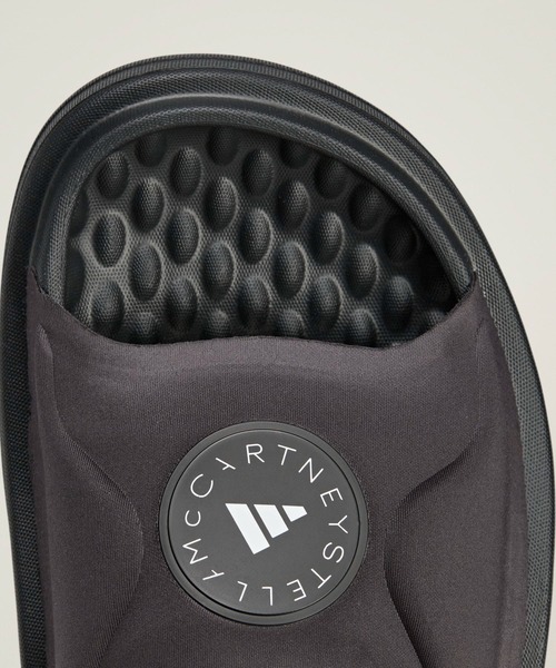 adidas by Stella McCartney サンダル / Slides : ZOZOTOWN