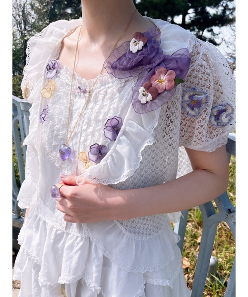 PINK HOUSE（ピンクハウス） ブローチ パンジーコサージュ使いソフト