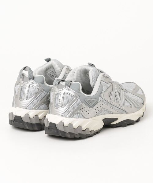 「New Balance」 ローカットスニーカー 24.5cm シルバー レディース