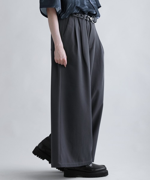 【試着のみ】SOCCEワイドドレープ袴スラックス&ルーズシルエットフェザーニット SOCCEワイドドレープ袴スラックス&ルーズシルエットフェザーニット