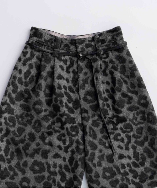 MAISON SPECIAL（メゾンスペシャル） パンツ Leopard Shorts