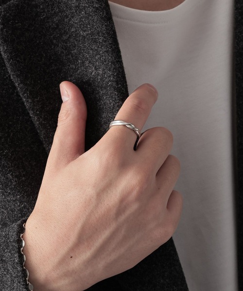 LURAKU 指輪 リング 「LURAKU」silver925 twist ring（調節可能