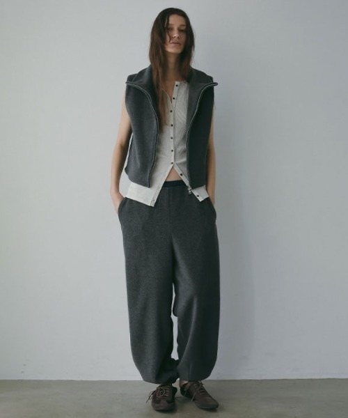 ETRE TOKYO（エトレトウキョウ） パンツ リラクシーフリースパンツ