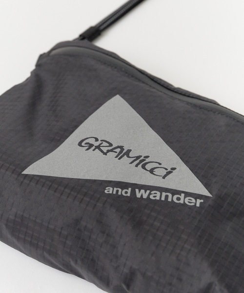 「and wander」 ショルダーバッグ「GRAMICCIコラボ」 FREE ブラック メンズ_画像2