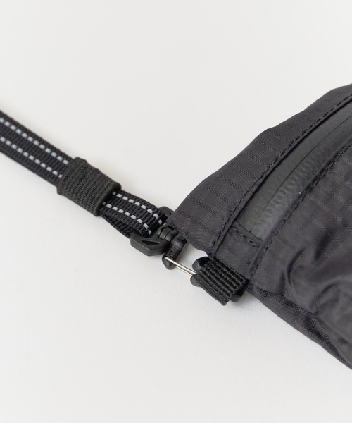 「and wander」 ショルダーバッグ「GRAMICCIコラボ」 FREE ブラック メンズ_画像3