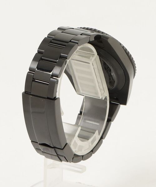 A BATHING APE（アベイシングエイプ） TYPE 1 BAPEX アナログ腕時計