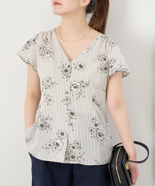 iena ストライプフラワー前ボタンVネックブラウス