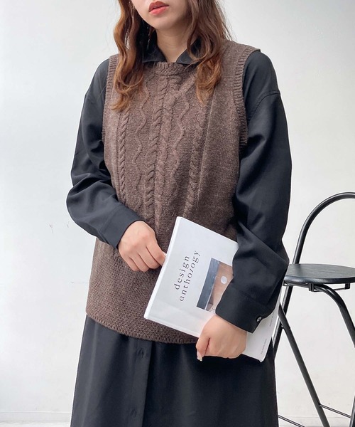 AS KNOW AS（アズノゥアズ） ベスト ジレケーブル編み切替えデザイン