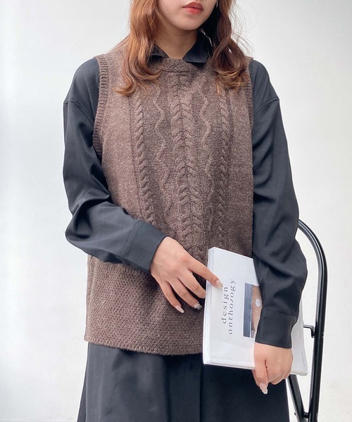 AS KNOW AS（アズノゥアズ） ベスト ジレケーブル編み切替えデザイン