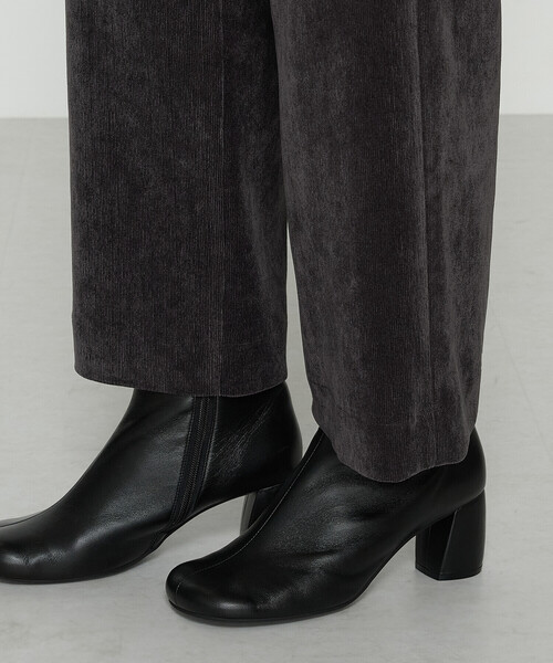 Gabardine K.T（ギャバジンK.T） パンツ コーデュロイ ワイドパンツ