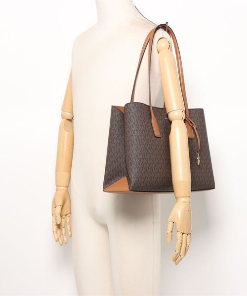 「MICHAEL KORS」 トートバッグ FREE ブラウン系その他 レディースの画像