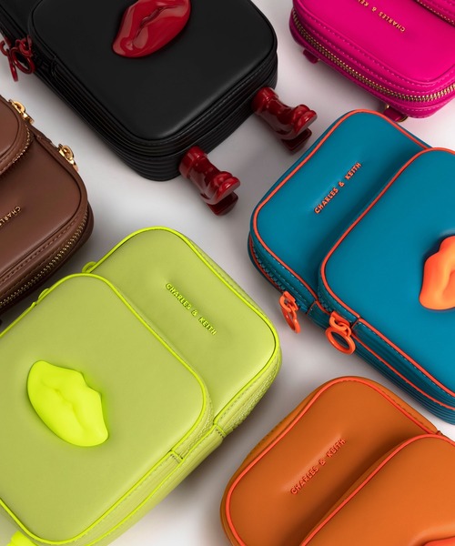 CHARLES ＆ KEITH（チャールズ&キース） ショルダーバッグ バッグ