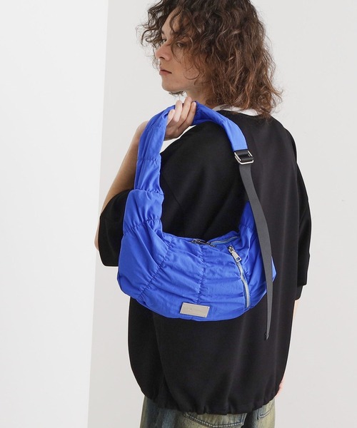 tk.TAKEO KIKUCHI（ティーケータケオキクチ） ショルダーバッグ