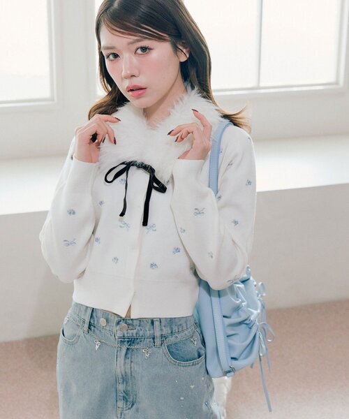 OLIVE des OLIVE（オリーブデオリーブ） ニット セーター 花刺繍ファー